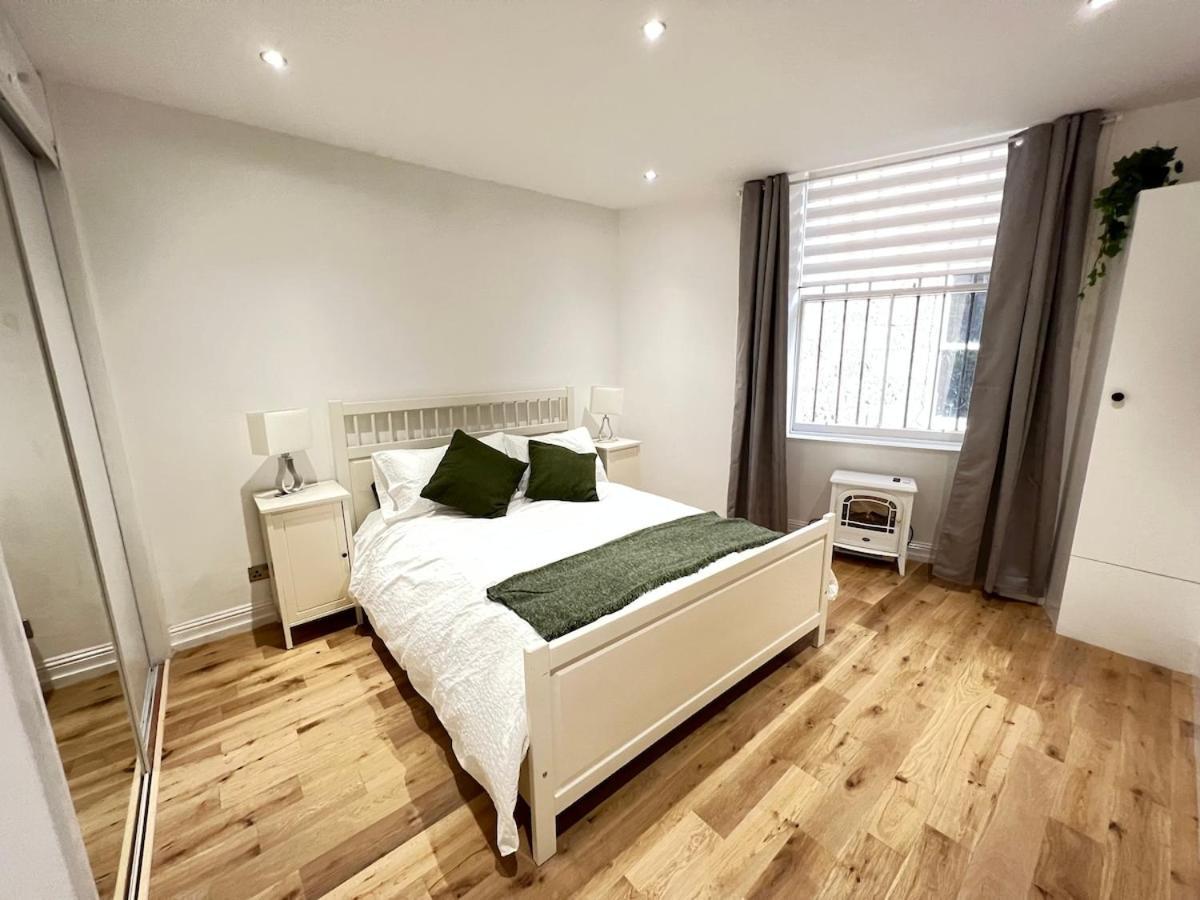 Stunning Refurbished Main Door Marchmont Apartment Edinburgh