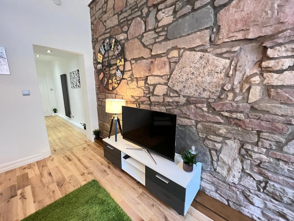 Stunning Refurbished Main Door Marchmont